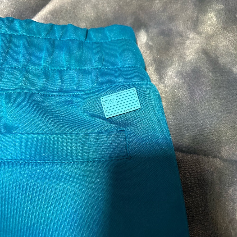 Puma shorts - Picture 5 of 9
